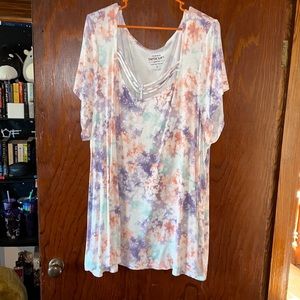 Torrid size 5 super soft tee